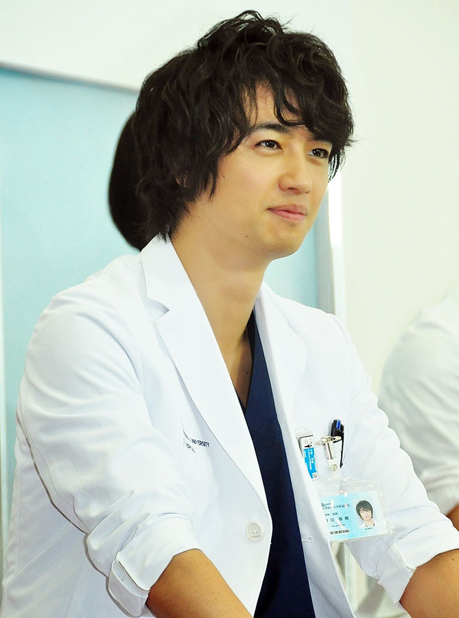 山下智久 二宮和也 山崎賢人 猛暑ニッポンをさらに熱くするイケメン医師たち 28枚目の写真 画像 Cinemacafe Net 山下智久 二宮和也 山崎賢人 猛暑ニッポンをさらに熱くするイケメン医師たち 28枚目の写真 画像 Cinemacafe Net