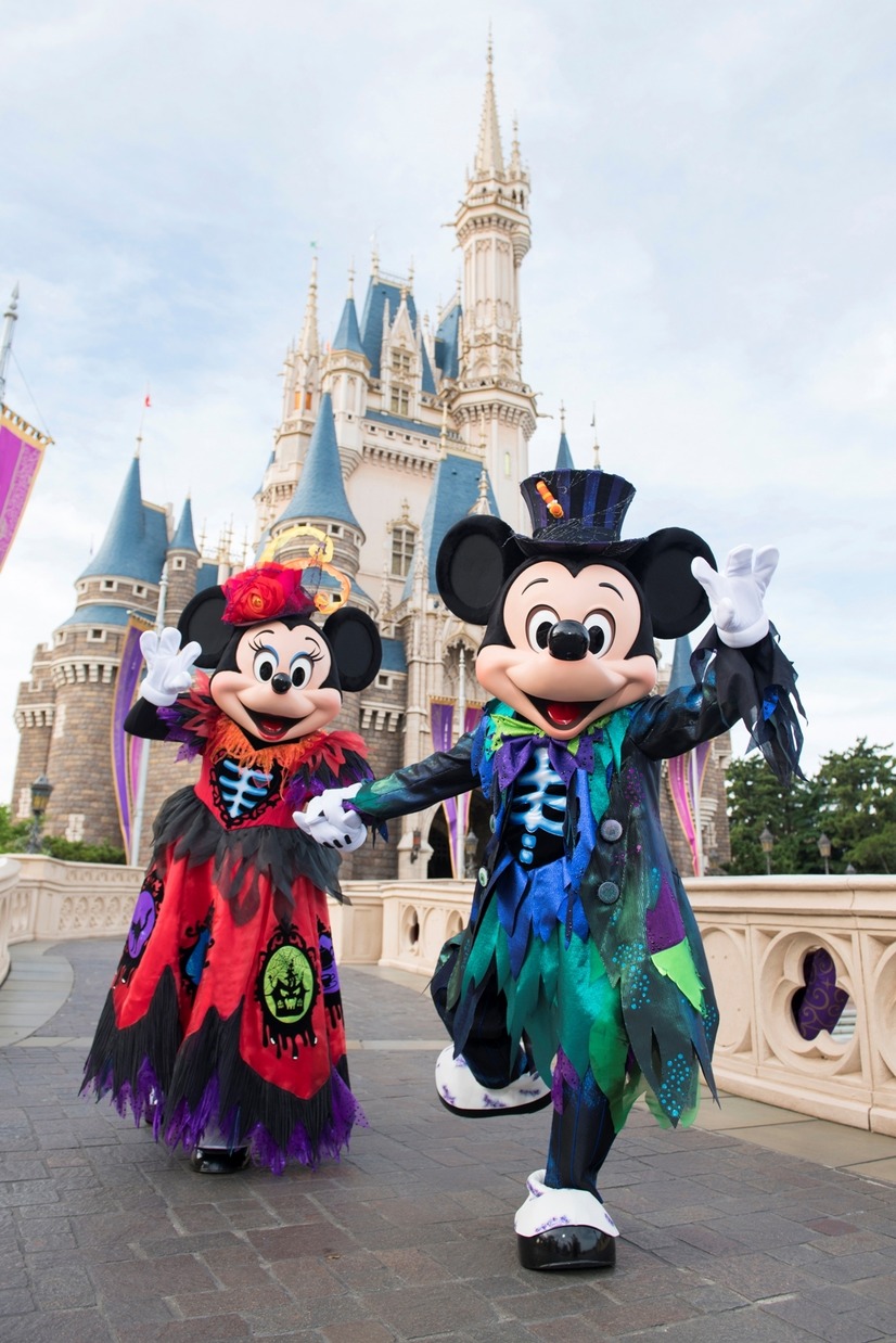 ディズニー ミキミニのハロウィン衣装解禁 初登場 スプーキー Boo パレード で着用 1枚目の写真 画像 Cinemacafe Net