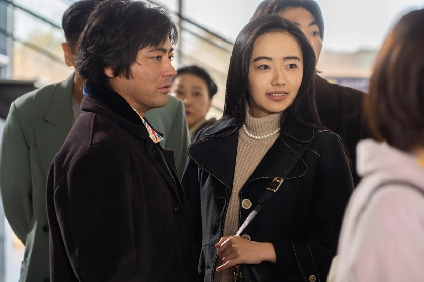 山田孝之 妻の浮気現場に遭遇 満島真之介に誘われ裏の世界へ Netflix 全裸監督 予告 3枚目の写真 画像 Cinemacafe Net