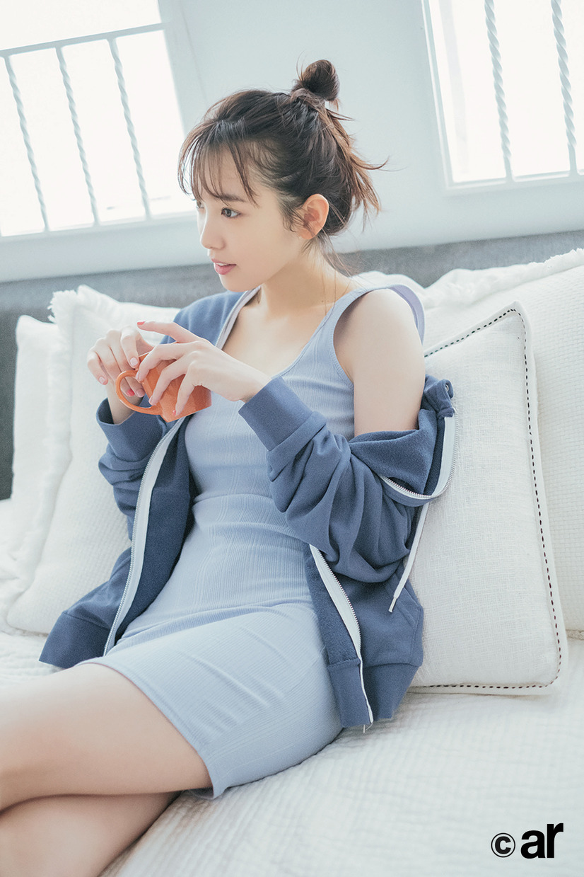 本田翼 眩しすぎる美肌披露 7order Projectも登場 Ar 8月号 4枚目の写真 画像 Cinemacafe Net