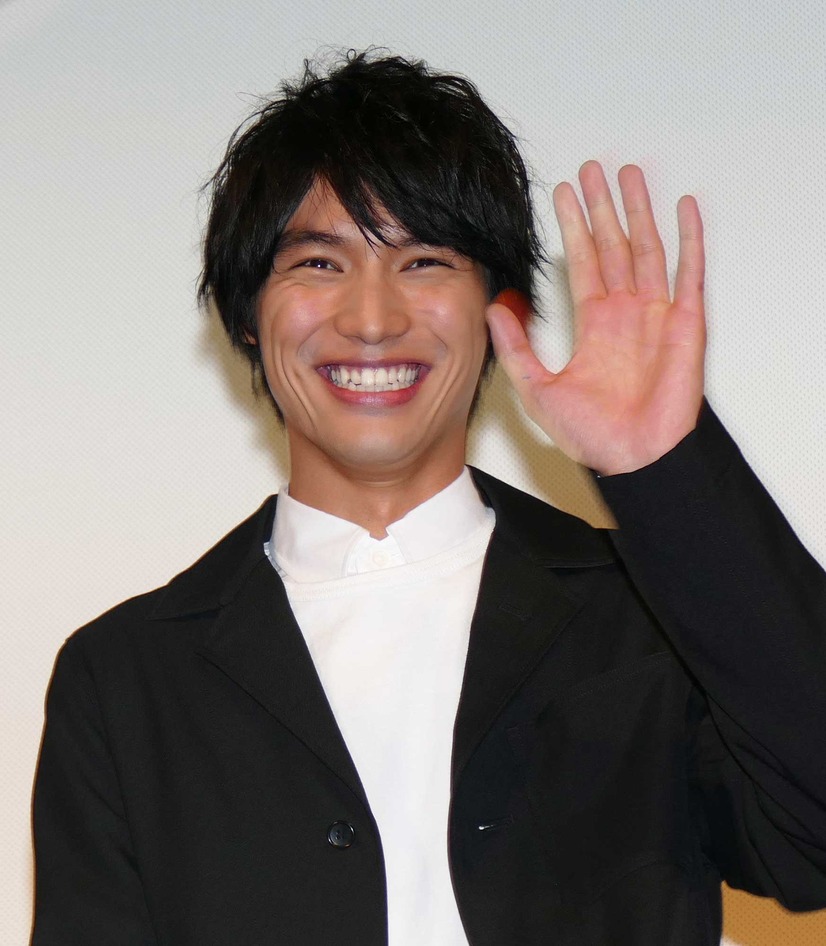 福士蒼汰 菜々緒 桐谷健太 横浜流星 兄弟ビジュアル公開 4分間のマリーゴールド 2枚目の写真 画像 Cinemacafe Net