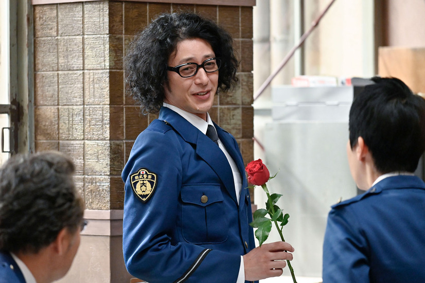 「時効警察はじめました」第3話、中山美穂&別所哲也が登場!結木滉星に注目する視聴者も 8枚目の写真・画像