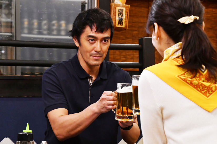 阿部寛“もんじゃデート”でのコテさばきが話題に…「まだ結婚できない男」第9話 7枚目の写真・画像