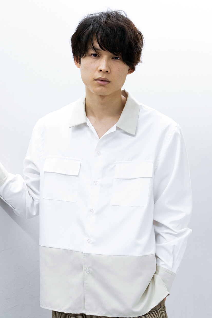 向井理主演 10の秘密 Sixtones 松村北斗が鍵を握る 1枚目の写真 画像 Cinemacafe Net