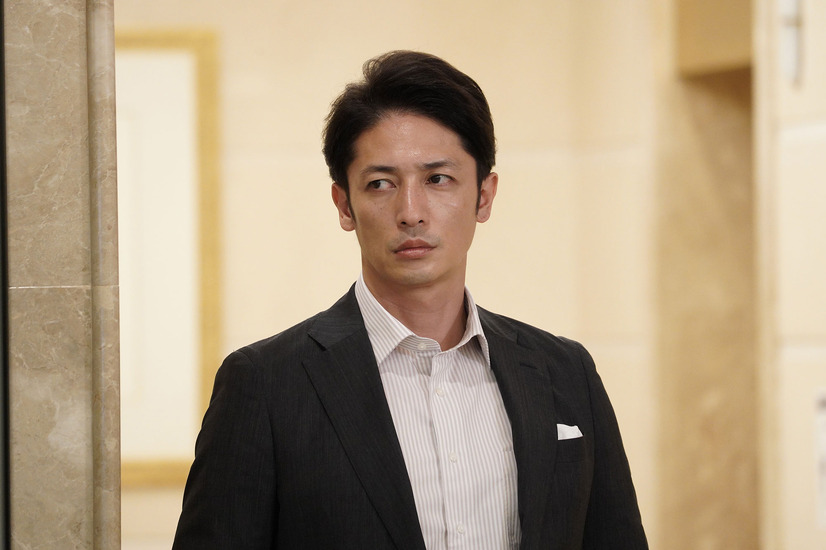 松本まりかの 笑顔 と玉木宏 高橋一生 涙の抱擁 に注目 竜の道 二つの顔の復讐者 5話 5枚目の写真 画像 Cinemacafe Net
