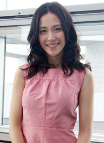 木村佳乃インタビュー ママになってますます輝く 美貌の秘訣はバナナとアンパン 2枚目の写真 画像 Cinemacafe Net