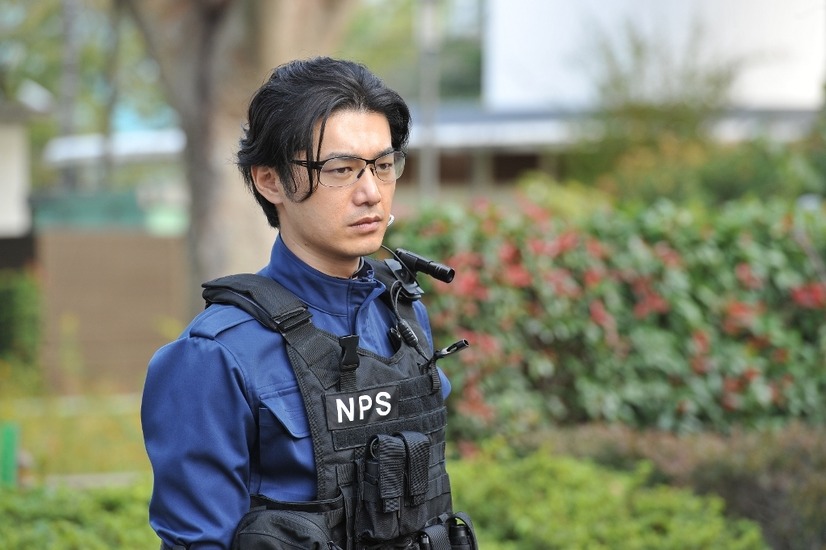 向井理 綾野剛 ドラマ S 最後の警官 で初激突 大森南朋ら豪華キャストも 7枚目の写真 画像 Cinemacafe Net