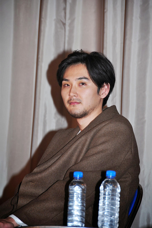 松田龍平、自らの名を冠した“松田龍平ナイト”開催を「新井浩文の電話で知った」 5枚目の写真・画像