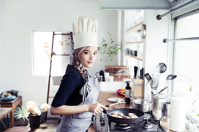 ローラ 初のレシピ本 Rola S Kitchen が発売 Cinemacafe Net