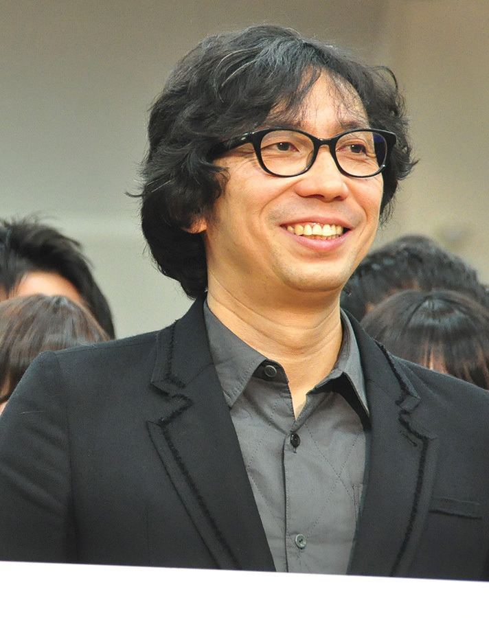 News 加藤シゲアキ 母校の青学で後輩にエール 面倒くさいことに挑戦して Cinemacafe Net