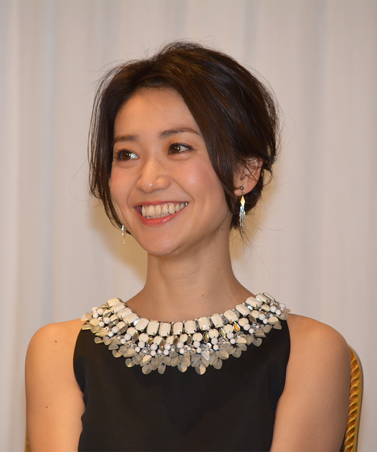 大島優子 2人芝居に挑戦 きわどい台詞に目を輝かせる 口にしたことがない言葉 Cinemacafe Net