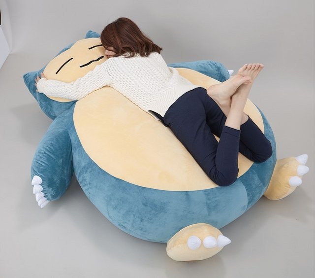 ポケモン カビゴン が約1 5mのクッションに 気持ち良すぎに要注意 Cinemacafe Net