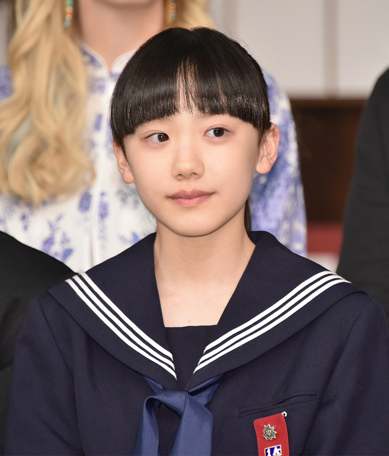 セーラー服姿の芦田愛菜 好みの男性のタイプ変わる 音楽男子もカッコいい Cinemacafe Net