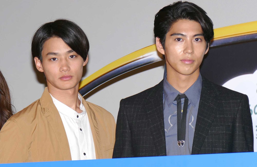野村周平 賀来賢人 僕は甘えん坊 可愛い弟 と仲良しアピール Cinemacafe Net 野村周平 賀来賢人 僕は甘えん坊 可愛い弟 と仲良しアピール Cinemacafe Net