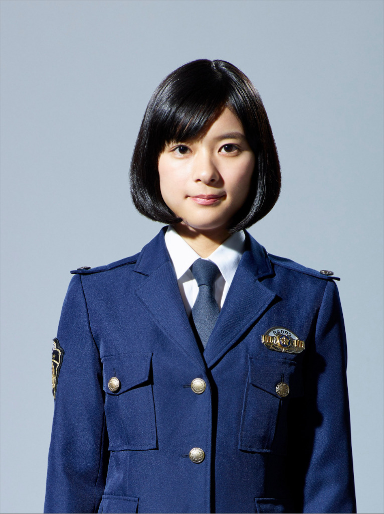 朝ドラ女優 芳根京子 物語を左右する警察官役に 小さな巨人 Cinemacafe Net