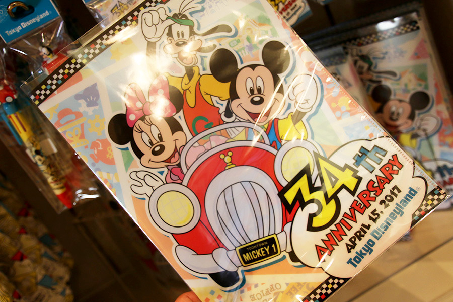 ディズニー 東京ディズニーランド34周年記念グッズ 今年はトゥーン