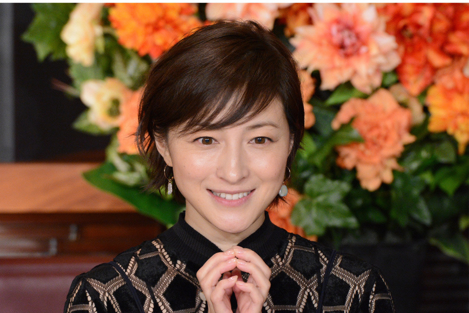 広末涼子 中華でお肌プルプル ゴチ 話題の敏腕マネージャーも ぐるナイ Cinemacafe Net