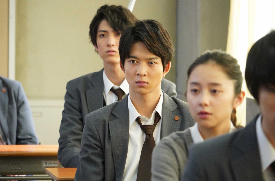 堀田真由 神尾楓珠 鈴木仁らa組キャストに視聴者の熱視線が 3年a組 3話 Cinemacafe Net 堀田真由 神尾楓珠 鈴木仁らa組キャストに視聴者の熱視線が 3年a組 3話 Cinemacafe Net
