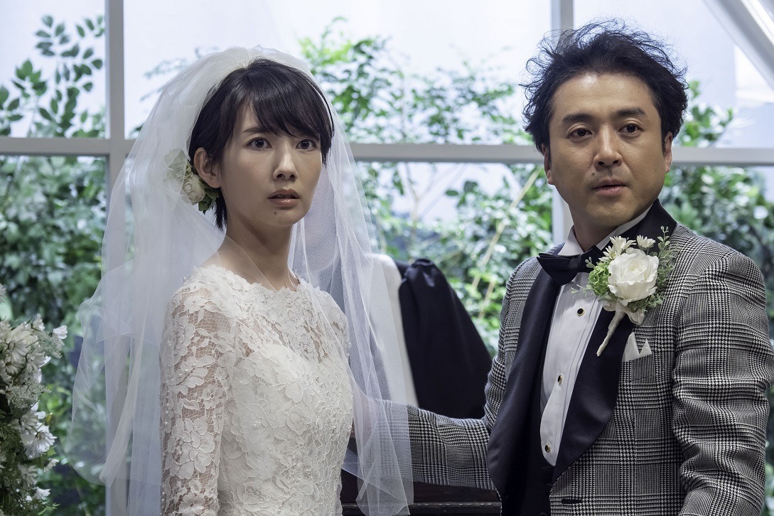 波瑠 ムロツヨシと結婚式コントで初出演 上白石萌歌も登場 Life Cinemacafe Net