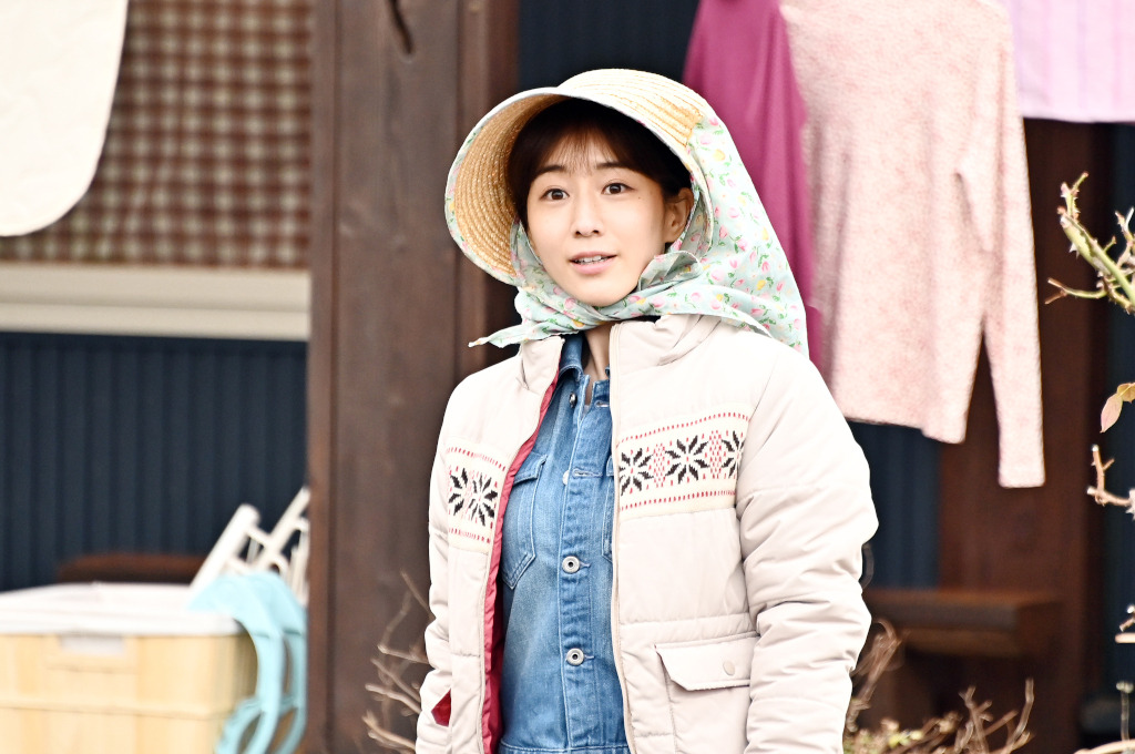 田中みな実 農作業姿 で宮藤官九郎作品に初出演 俺の家の話 Cinemacafe Net