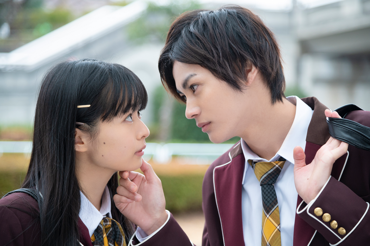 神尾楓珠が顎クイ 運命の出会い切り取る ブラックシンデレラ 場面写真 Cinemacafe Net