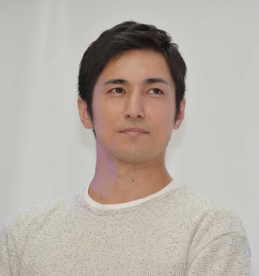 カッパの着ぐるみで川を流れる相葉雅紀 優 に シュールすぎ 後半のシリアス展開に驚愕する視聴者続出 和田家の男たち 3話 Cinemacafe Net