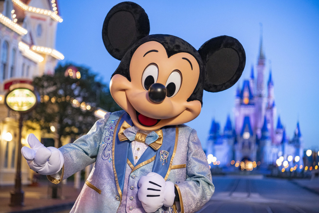 海外ディズニー 風間俊介 浅倉大介がフロリダ Wdwの魅力を熱弁 日本テレビ ヒルナンデス 放送 Cinemacafe Net 海外ディズニー 風間俊介 浅倉大介がフロリダ Wdwの魅力を熱弁 日本テレビ ヒルナンデス 放送 Cinemacafe Net