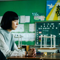 “担任教師”夏帆、感情が抑えきれず髪の毛を引き抜く...『四月の余白』本編映像&新場面写真 画像