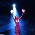 Katy Perry：THE LIFETIMES TOUR - LIVE FROM PARIS 13枚目の写真・画像