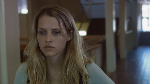 明日、君がいない 2枚目の写真・画像