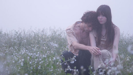 名前のない少年、脚のない少女 1枚目の写真・画像