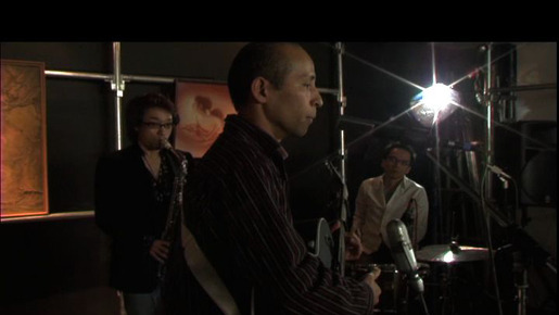 庭にお願い 2枚目の写真・画像