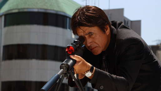 歌うヒットマン！ 1枚目の写真・画像