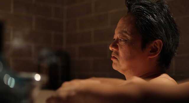 探偵ヨンゴン 義手の銃を持つ男 9枚目の写真・画像