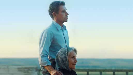 最初の人間 1枚目の写真・画像