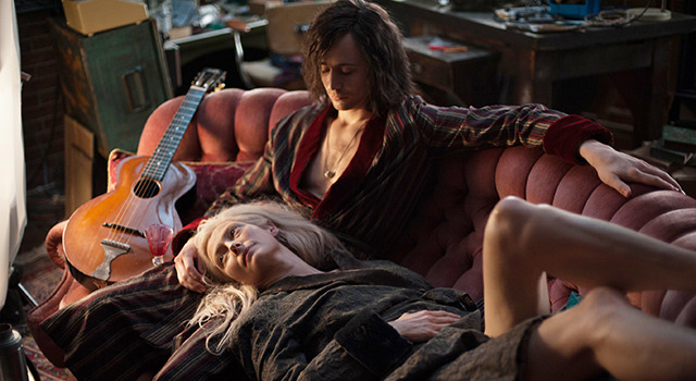 オンリー・ラヴァーズ・レフト・アライヴ 2枚目の写真・画像