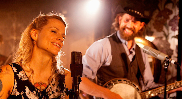 オーバー・ザ・ブルースカイ 1枚目の写真・画像