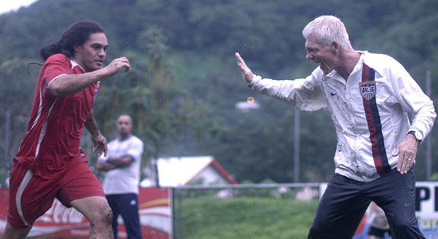 ネクスト・ゴール！世界最弱のサッカー代表チーム　0対31からの挑戦 2枚目の写真・画像