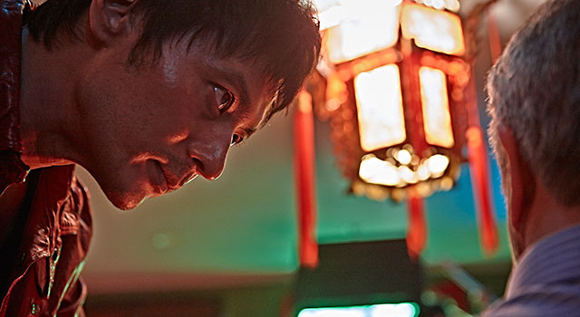 泣く男 3枚目の写真・画像