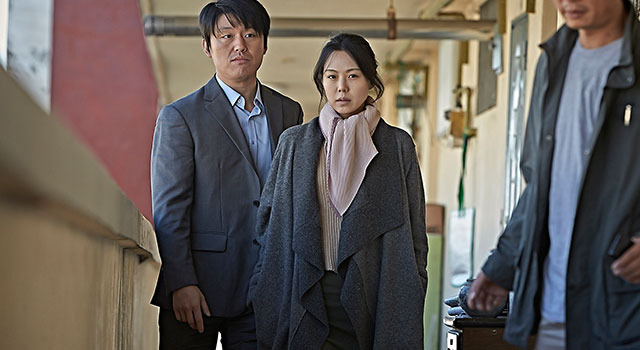 泣く男 6枚目の写真・画像