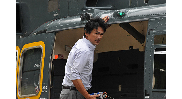 天空の蜂 1枚目の写真・画像