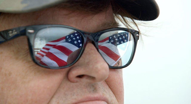 マイケル・ムーアの世界侵略のススメ 1枚目の写真・画像