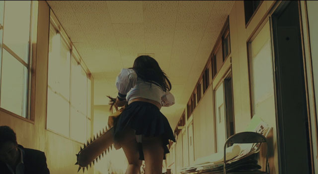 血まみれスケバンチェーンソー 9枚目の写真・画像