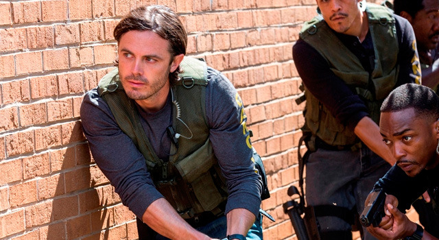 トリプル9 裏切りのコード 1枚目の写真・画像