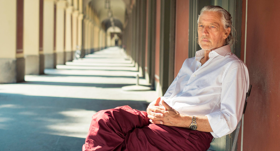 シューマンズ バー ブック 3枚目の写真・画像