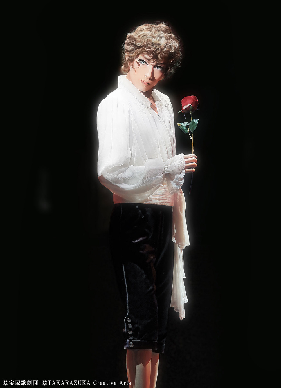 宝塚歌劇 花組東京宝塚劇場公演「ポーの一族」千秋楽 ライブ中継 1枚目の写真・画像