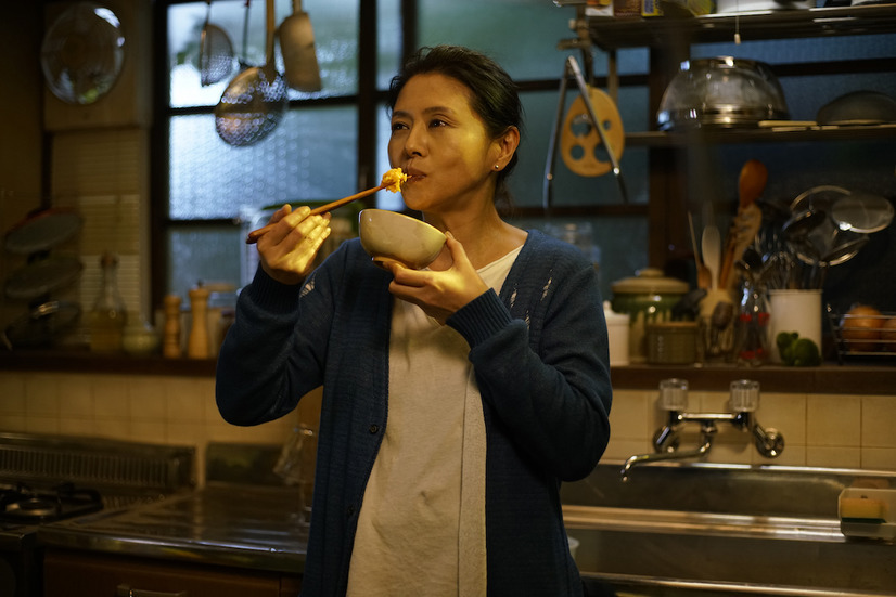 食べる女 12枚目の写真・画像