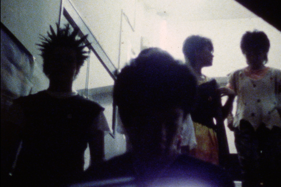 ちょっとの雨ならがまん 1枚目の写真・画像