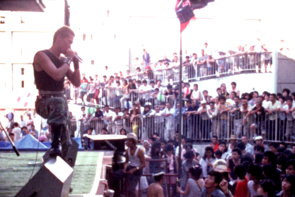 ちょっとの雨ならがまん 3枚目の写真・画像