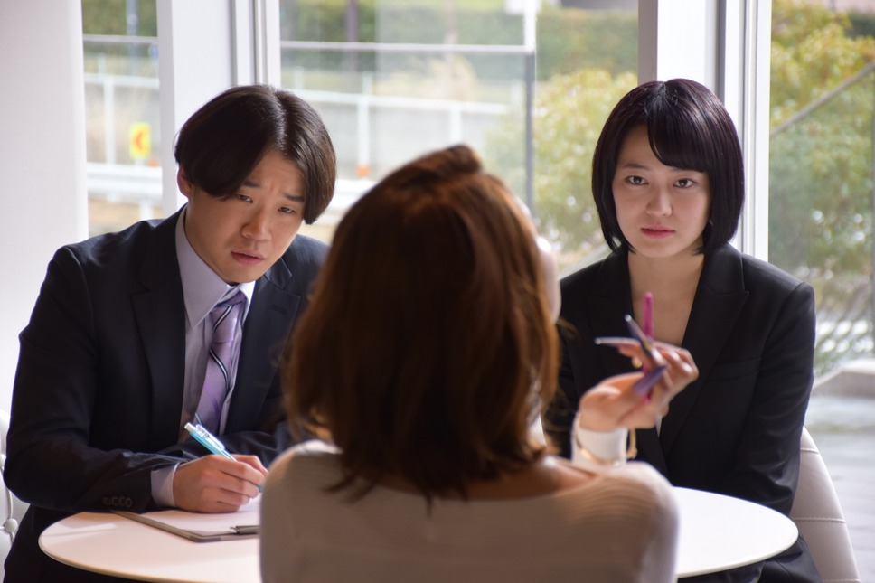 レディ in ホワイト 4枚目の写真・画像